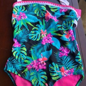 swimsuite